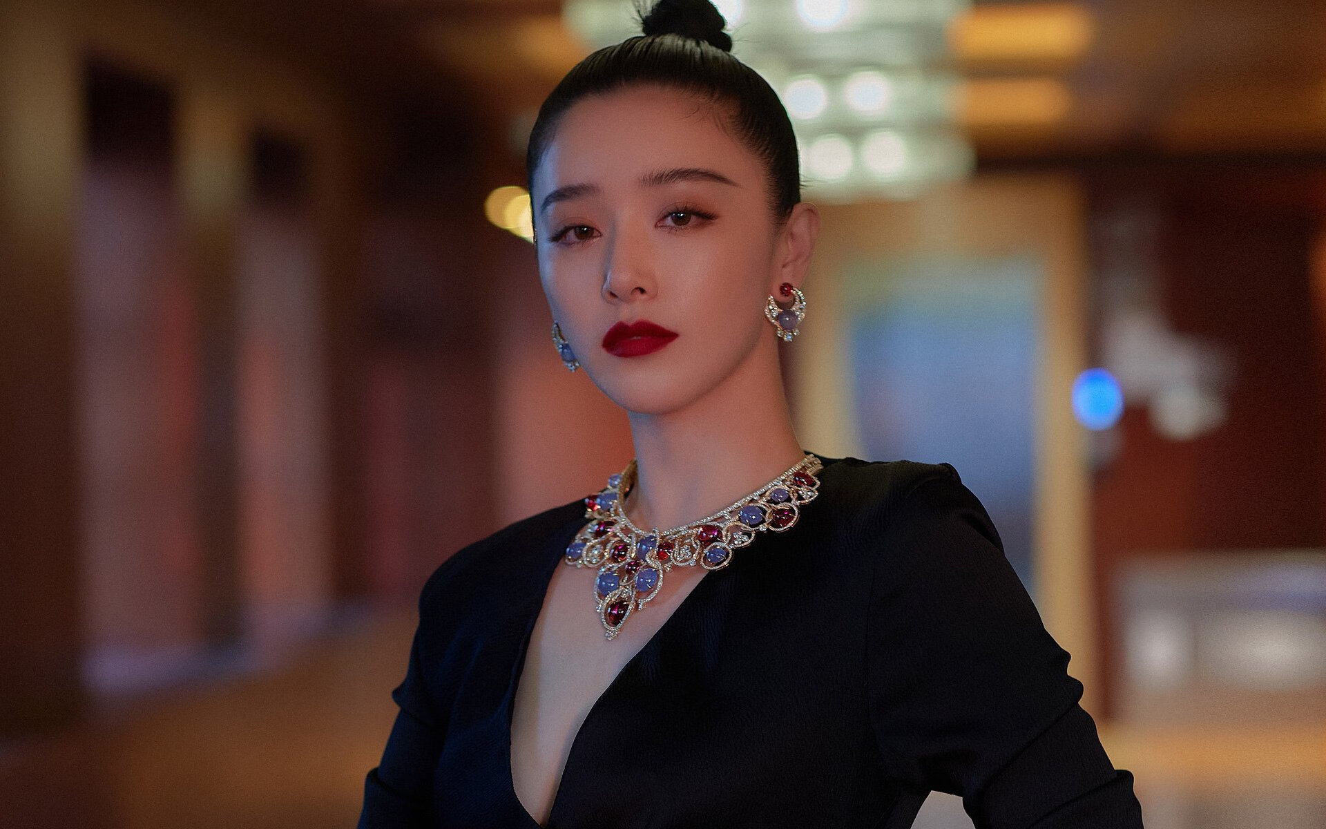 “爱的传递 龙之关怀”篮球慈善活动在马尼拉举行