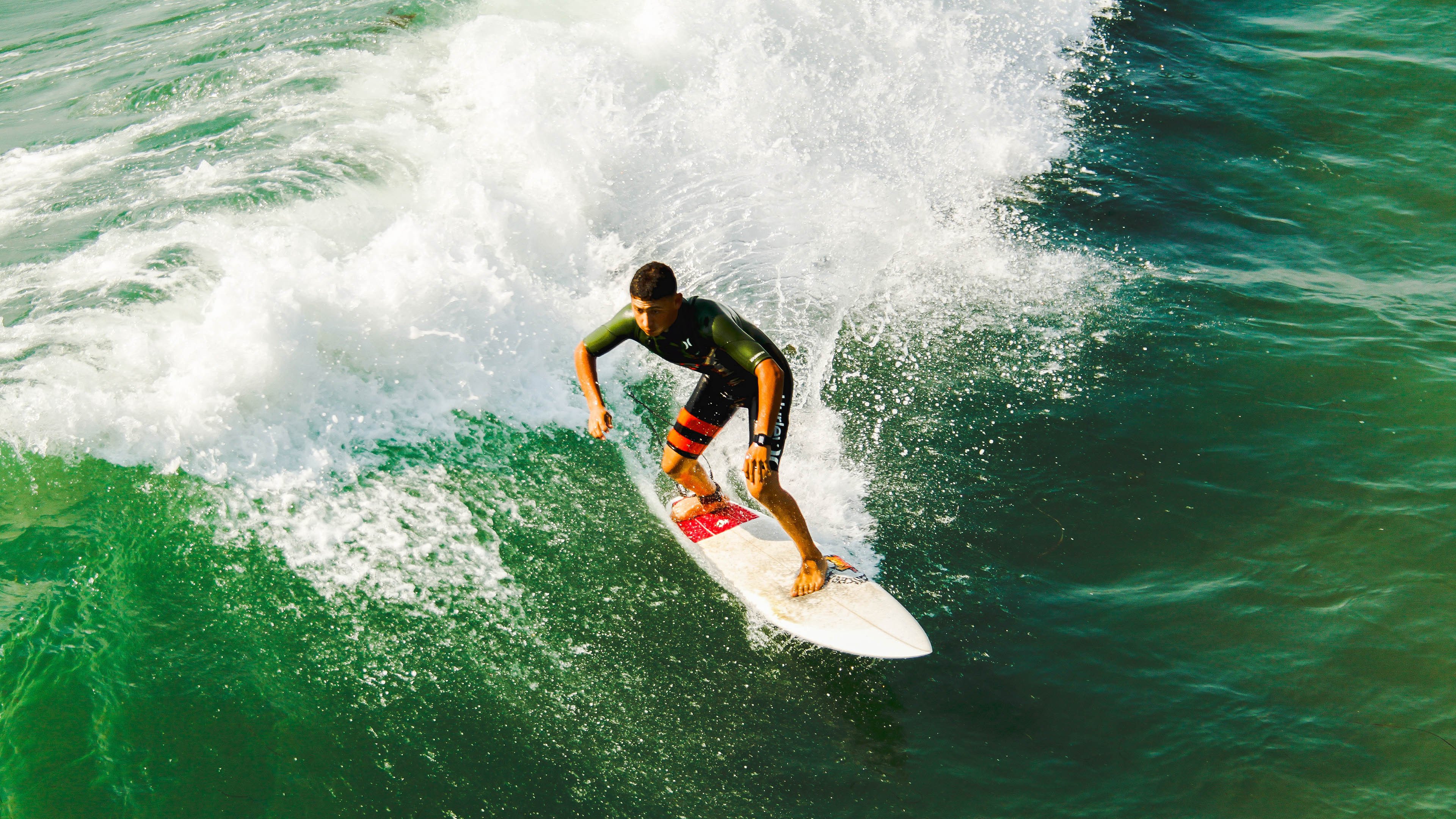从技术到战略：未来F1的演变趋势，f1引擎未来发展趋势