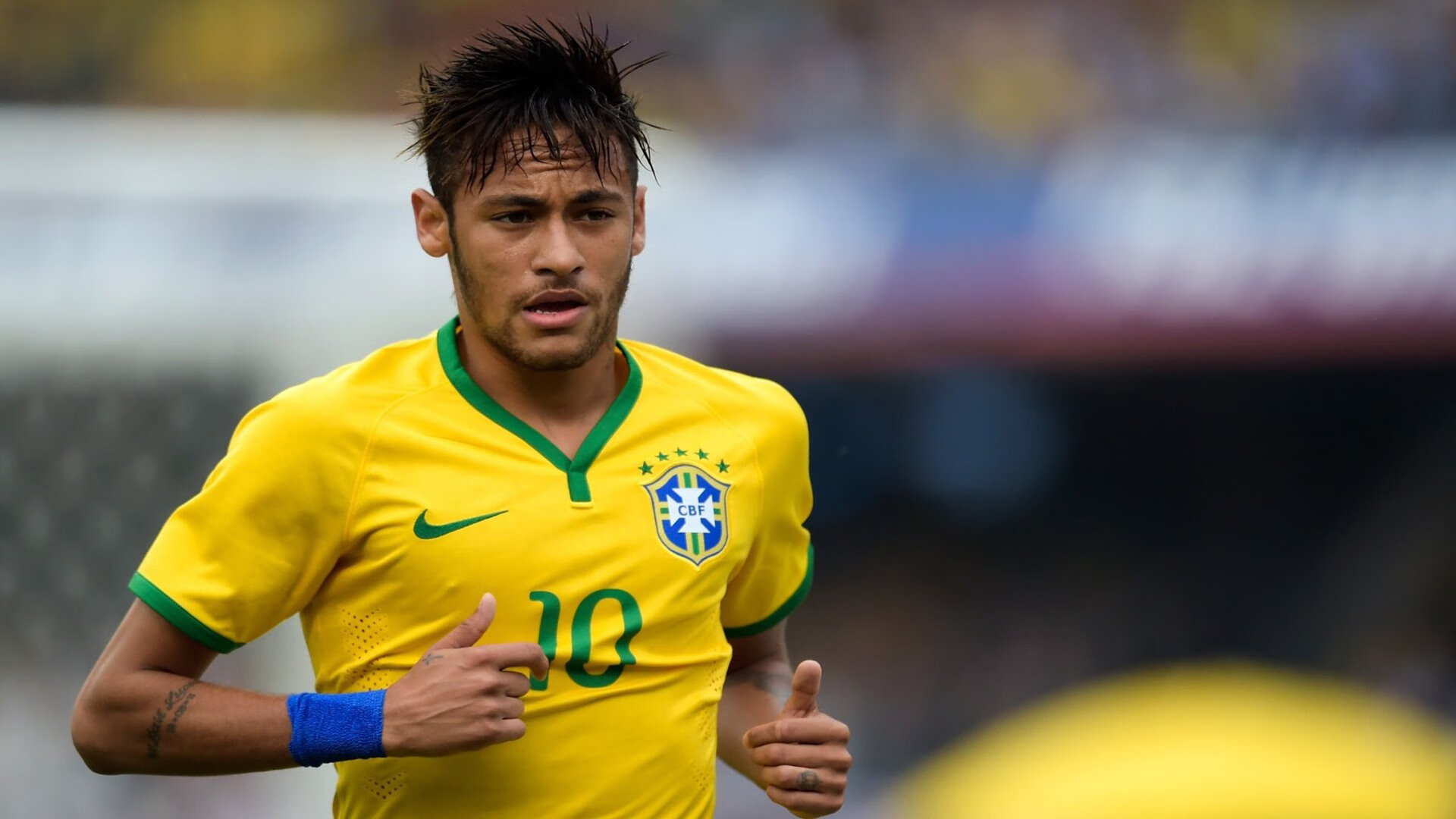 法甲：巴黎5-2大胜兰斯，姆巴佩表现精彩绝伦，巴黎5_0巴萨