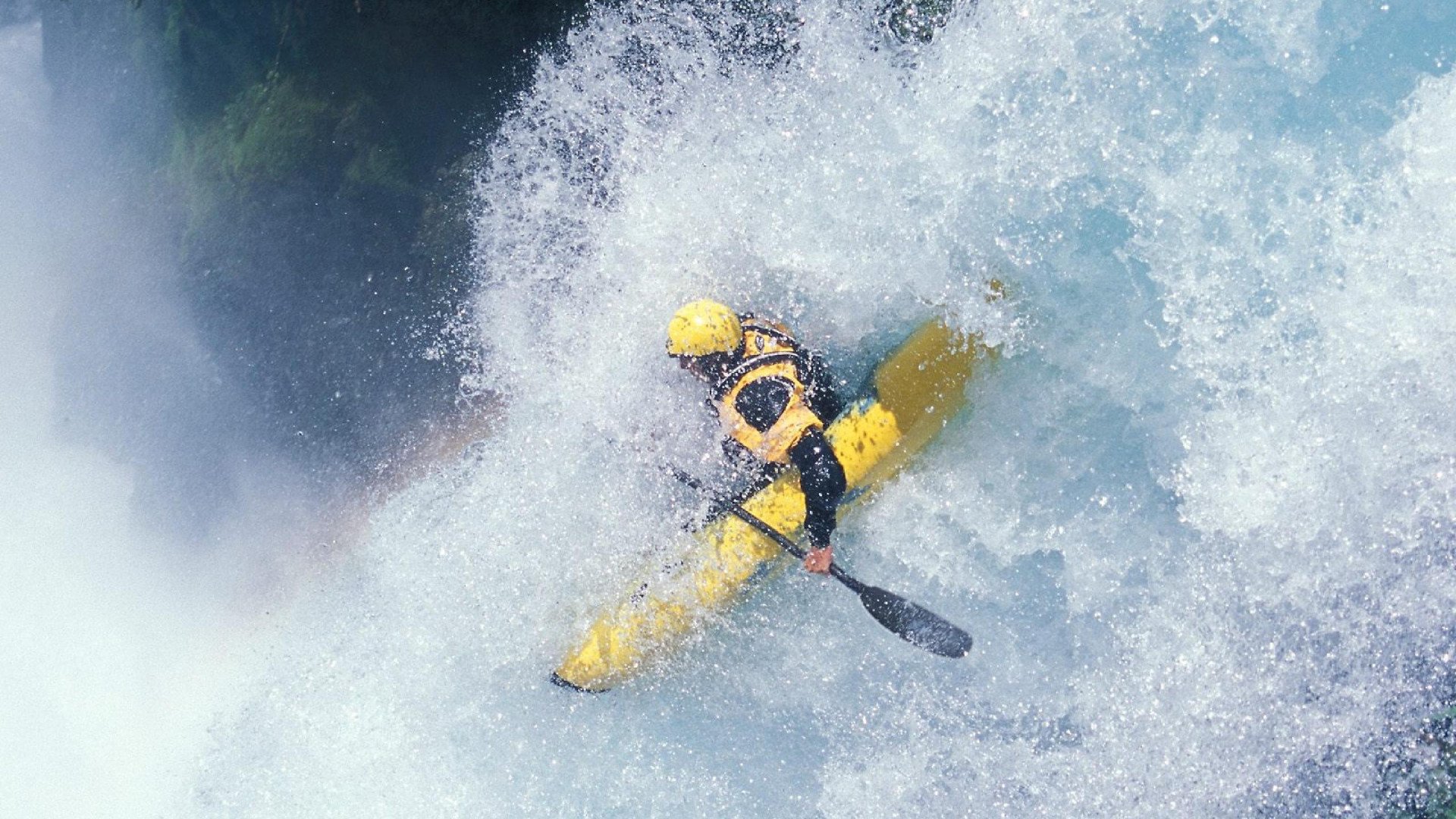 jiuyou.com-足球裁判助手AI软件优化边线判罚精度，足球裁判助理手势图解